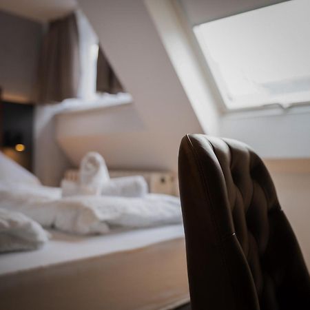 אוברהאוזן Junik Apartments Oberhausen מראה חיצוני תמונה